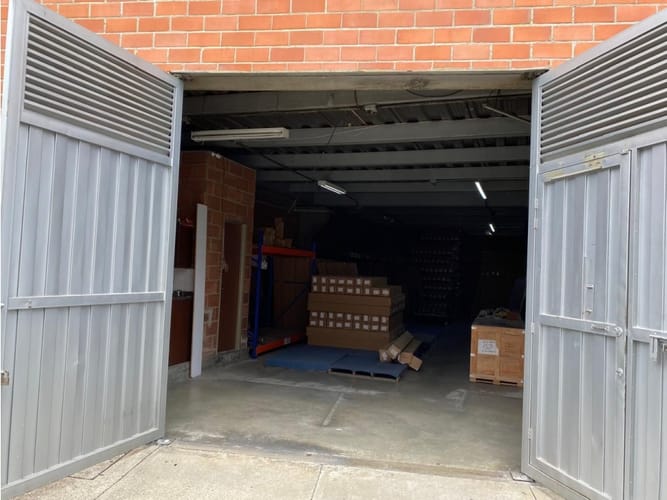 Bodega en arriendo en Los Naranjos, Itagüí, 580 m² · foto 14 de 14