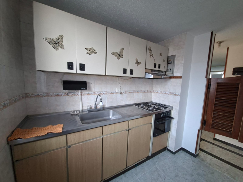 Apartamento en venta en Alamos, Bogotá · foto 4 de 17
