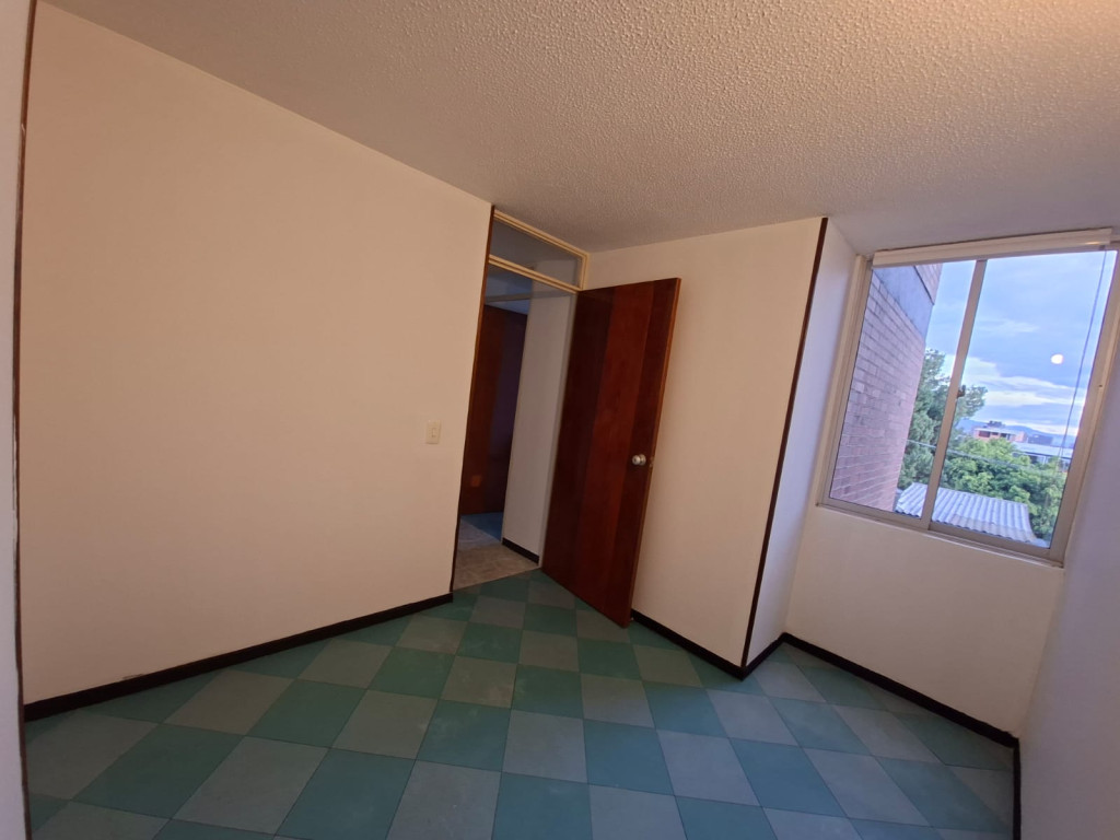 Apartamento en venta en Alamos, Bogotá · foto 6 de 17