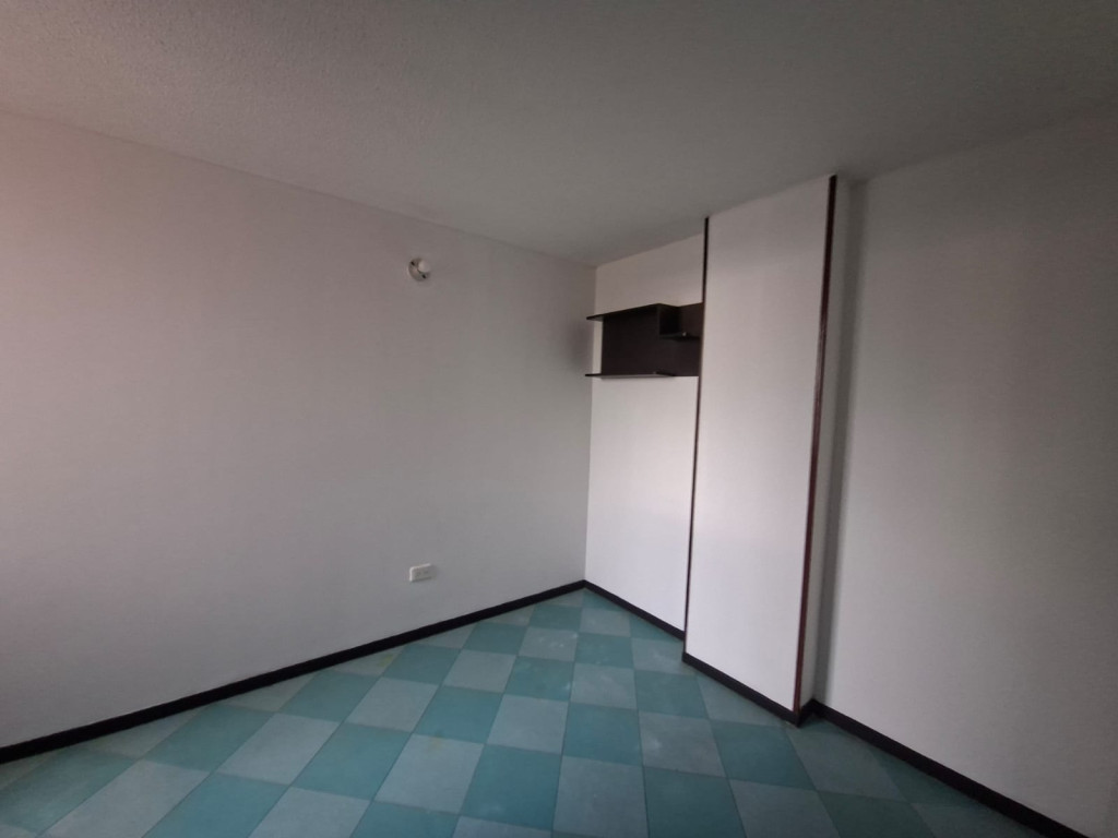 Apartamento en venta en Alamos, Bogotá · foto 7 de 17