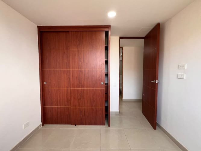 Apartamento de 2 alcobas en arriendo en Lalinde, Medellín, 68 m² · foto 10 de 15