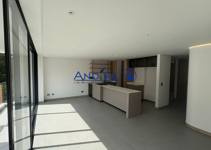 Apartamento de 3 alcobas en venta en La Castellana, Medellín, 101 m² · foto 14 de 15