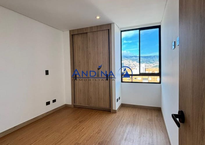Apartamento de 3 alcobas en venta en La Castellana, Medellín, 101 m² · foto 8 de 15