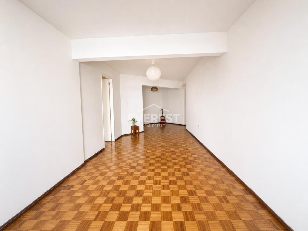 Alquiler Apartamento 2 Dormitorios Garaje Tres Cruces · Foto 9