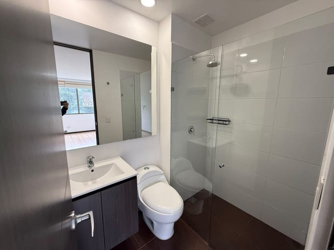 Apartamento de 2 alcobas en arriendo en El Poblado, Medellín, 64 m² · foto 24 de 24