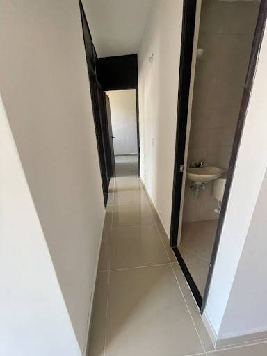 Apartamento en arriendo en Los Colores, Medellín · foto 5 de 13