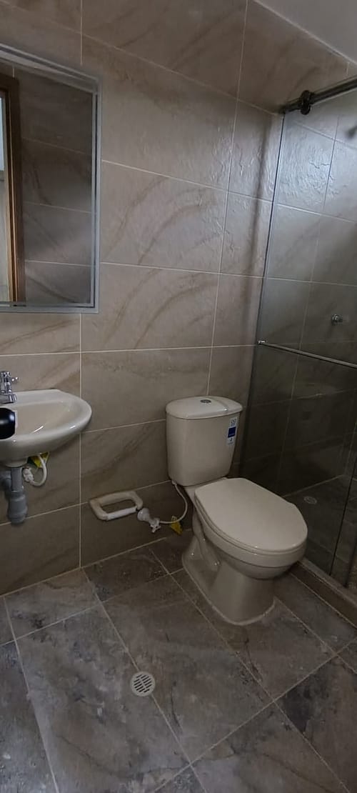Apartamento de 4 alcobas en venta en Los Rosales, Floridablanca, 96 m² · foto 13 de 17