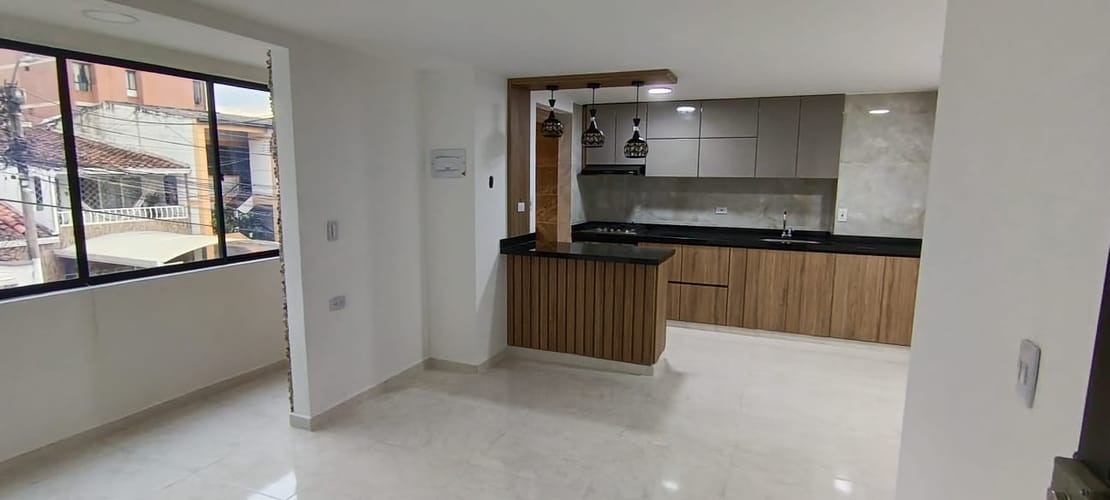 Apartamento de 4 alcobas en venta en Los Rosales, Floridablanca, 96 m² · foto 3 de 17