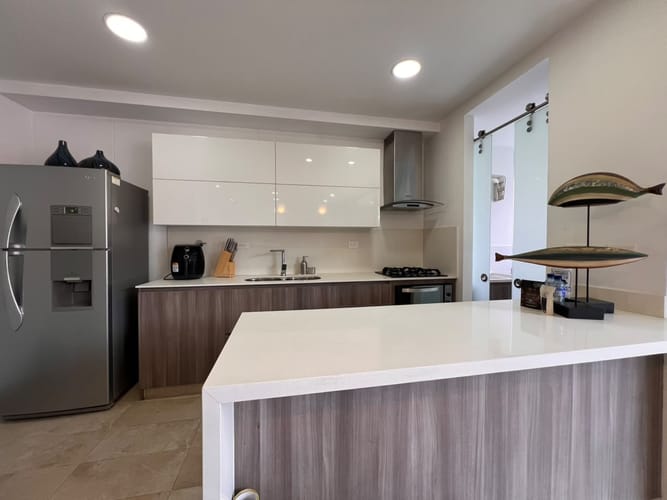Apartamento de 2 alcobas en arriendo en Lalinde, Medellín, 100 m² · foto 6 de 14