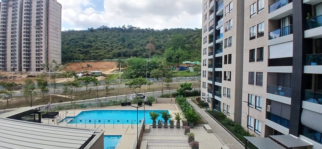 Apartamento de 3 alcobas en venta en Cañaveral, Floridablanca, 82 m² · foto 2 de 24
