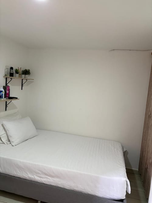 Habitación en Arriendo en Milla de Oro, Medellín