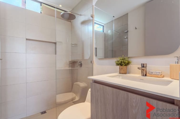 Apartamento de 1 alcoba en arriendo en Patio Bonito, Medellín, 70 m² · foto 13 de 24