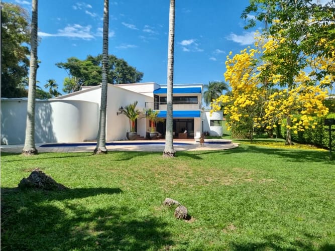 Casa de 3 alcobas en venta en Cerritos, Pereira, 840 m² · foto 4 de 24