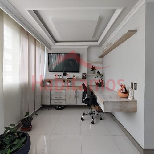 Apartamento de 3 alcobas en venta en Castropol, Medellín, 126 m² · foto 7 de 24