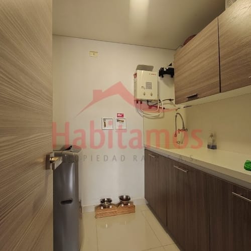 Apartamento de 3 alcobas en venta en Castropol, Medellín, 126 m² · foto 17 de 24