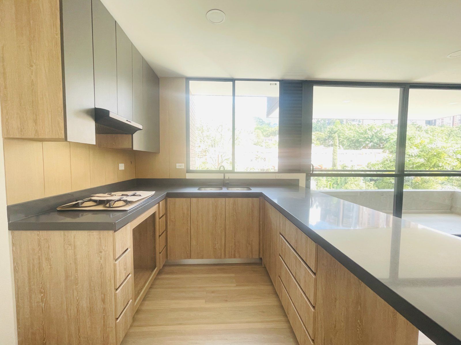 Apartamento en venta en Camino Verde, Envigado · foto 4 de 18