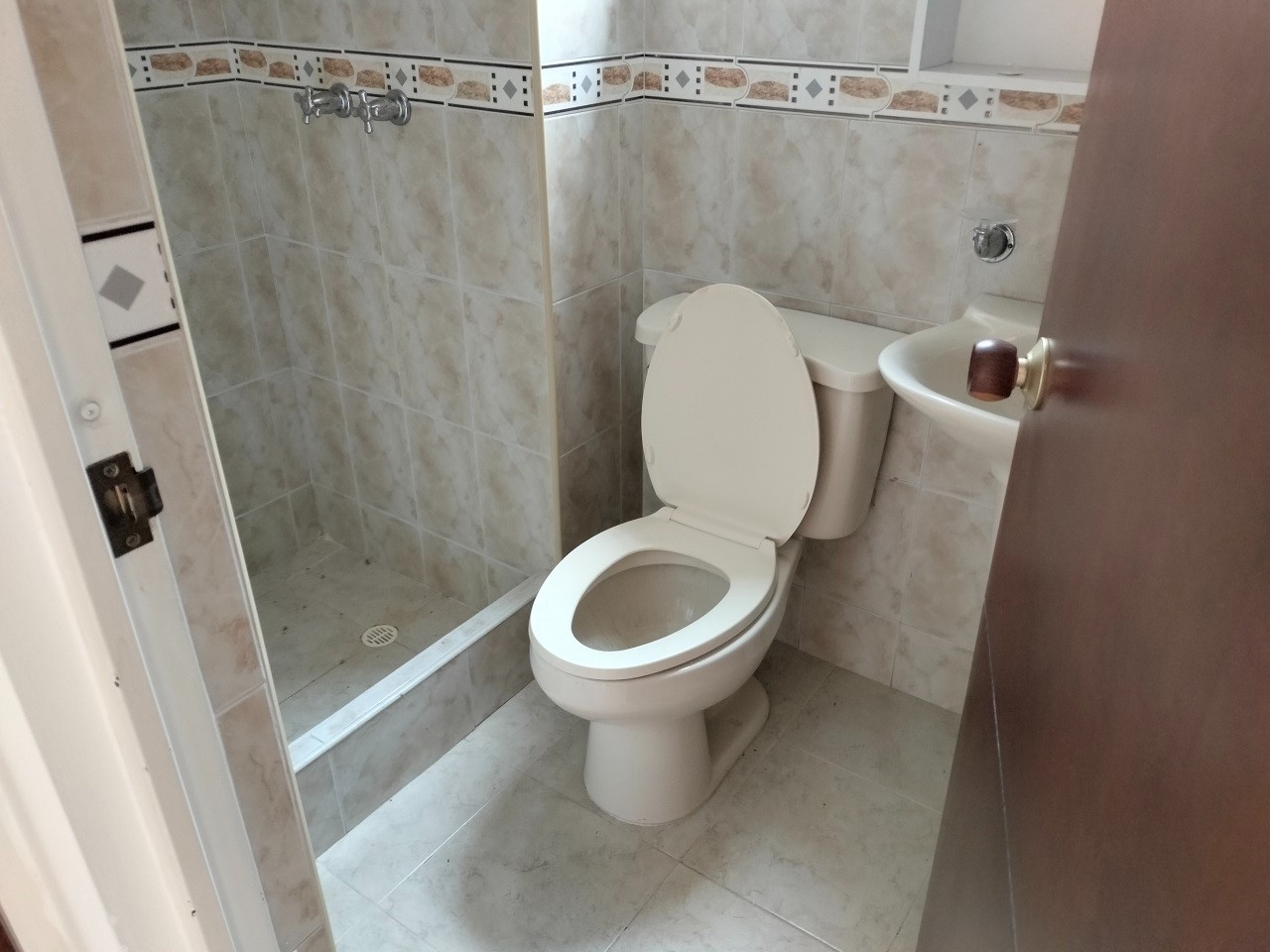 Apartamento en arriendo en Gran Granada, Bogotá · foto 16 de 24