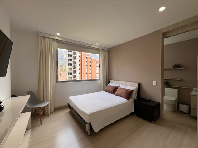 Apartamento de 2 alcobas en venta en Lalinde, Medellín, 100 m² · foto 9 de 14
