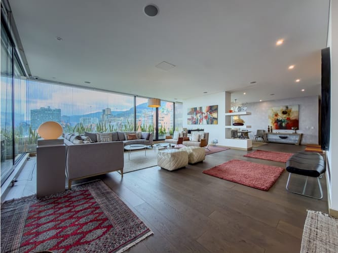 Apartamento de 3 alcobas en venta en La Cabrera, Bogotá, 428 m² · foto 3 de 24
