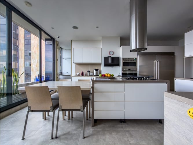 Apartamento de 3 alcobas en venta en La Cabrera, Bogotá, 428 m² · foto 12 de 24