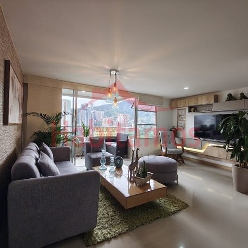 Apartamento de 3 alcobas en venta en Loma De San Jose, Sabaneta, 98 m² · foto 2 de 24