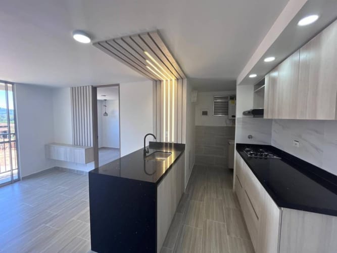 Apartamento de 3 alcobas en arriendo en El Porvenir, Rionegro, 50 m² · foto 2 de 14