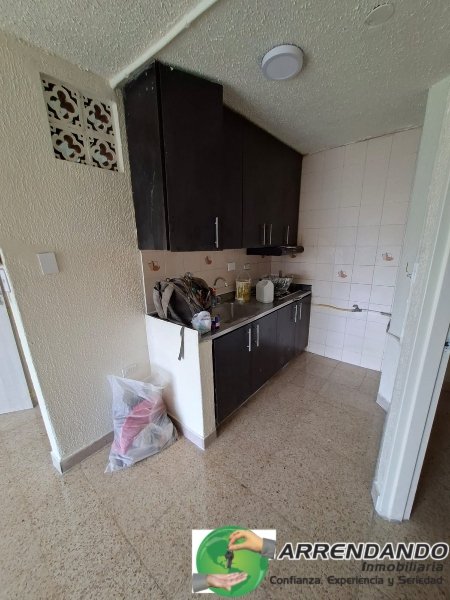 Apartamento en venta en Centro, Itagüí · foto 2 de 9