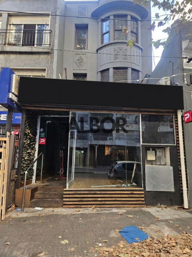 Alquiler local comercial al frente 319 m² - Pocitos · Foto 11