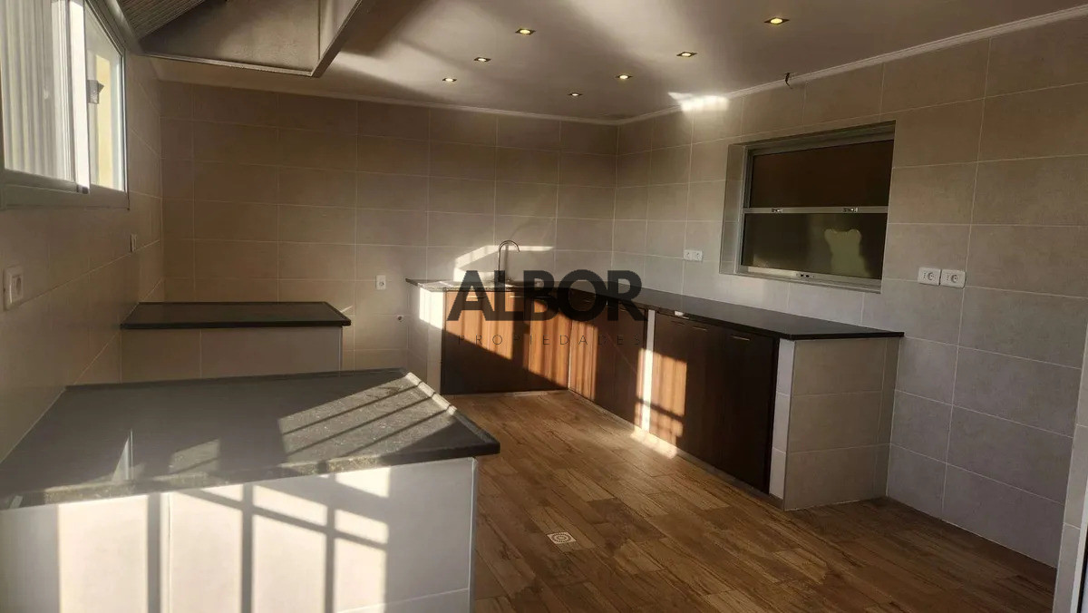 Alquiler local comercial industrial a estrenar - Brazo Oriental · Foto 6