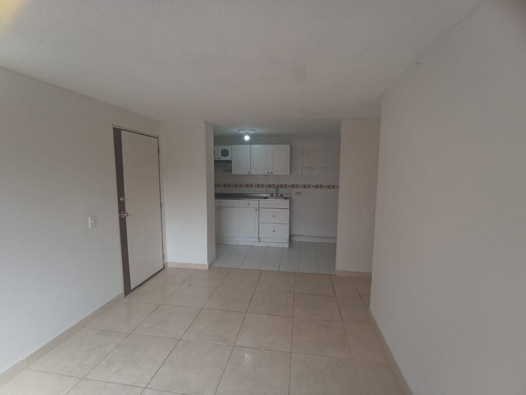 Apartamento en venta en Normandia, Bogotá · foto 2 de 15
