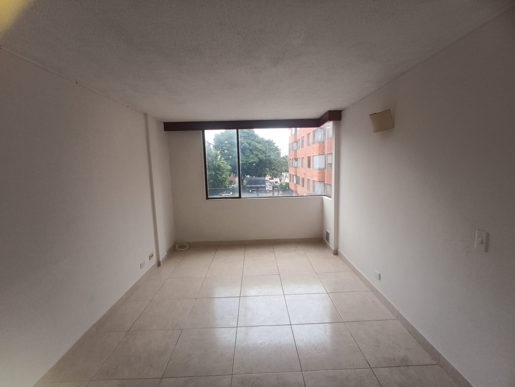 Apartamento en venta en Normandia, Bogotá · foto 3 de 15