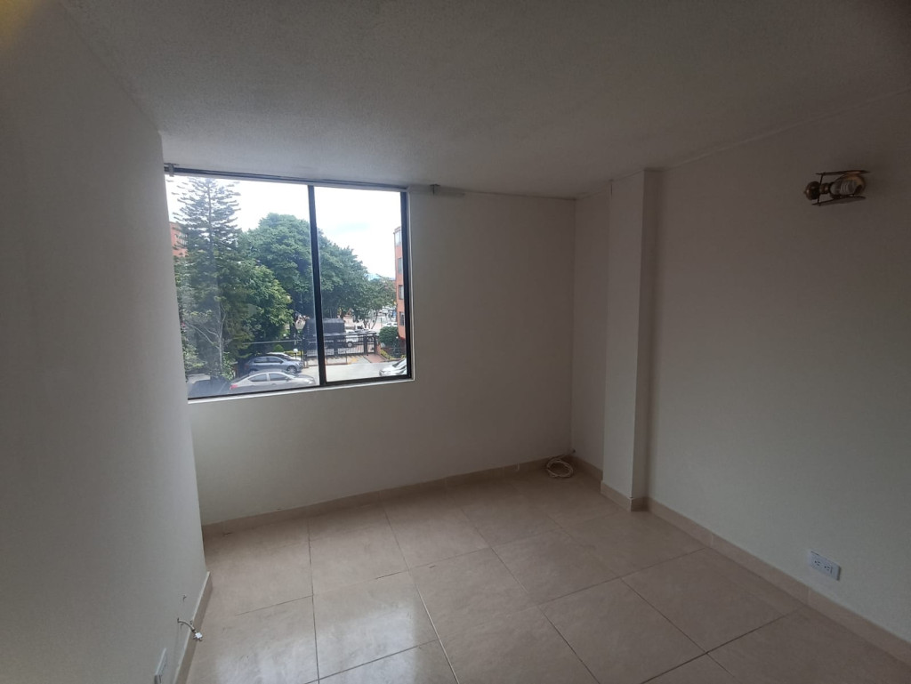 Apartamento en venta en Normandia, Bogotá · foto 11 de 15