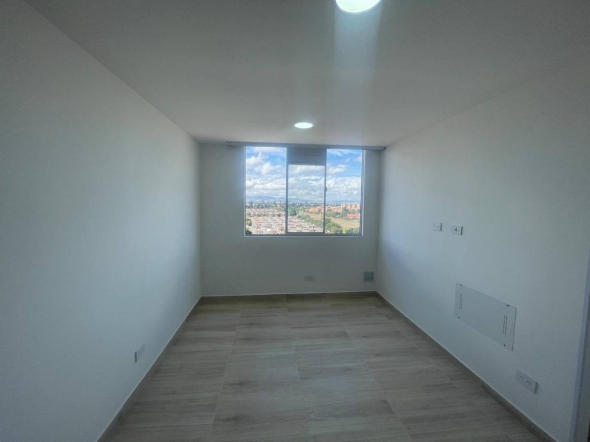 Apartamento en arriendo en Rincon De Santa Ines, Bogotá · foto 8 de 20