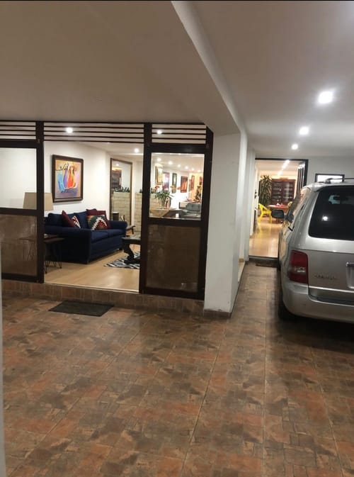 Casa de 5 alcobas en venta en Las Margaritas, Bogotá, 330 m² · foto 13 de 14