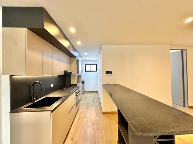 Apartamento de 2 alcobas en venta en San Joaquín, Medellín, 86 m² · foto 2 de 17