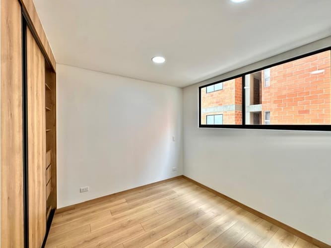 Apartamento de 2 alcobas en venta en San Joaquín, Medellín, 86 m² · foto 10 de 17