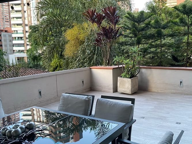 Apartamento de 3 alcobas en venta en Lalinde, Medellín, 210 m² · foto 15 de 15