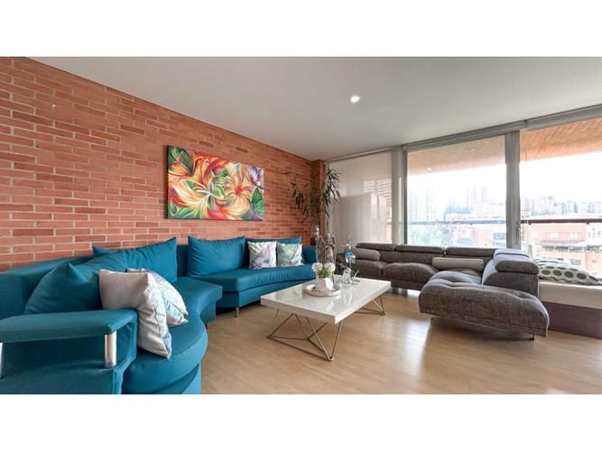 Apartamento de 3 alcobas en venta en Alejandría, Medellín, 178 m² · foto 3 de 24