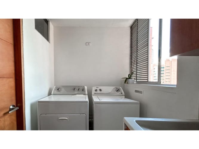 Apartamento de 3 alcobas en venta en Alejandría, Medellín, 178 m² · foto 5 de 24