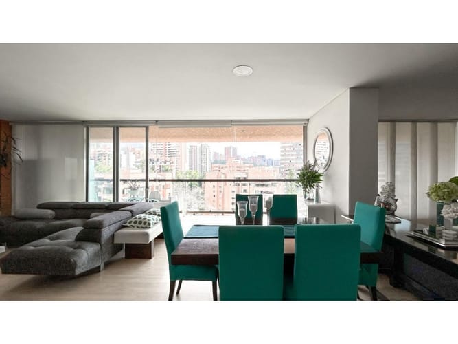 Apartamento de 3 alcobas en venta en Alejandría, Medellín, 178 m² · foto 9 de 24