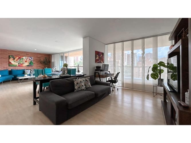 Apartamento de 3 alcobas en venta en Alejandría, Medellín, 178 m² · foto 11 de 24