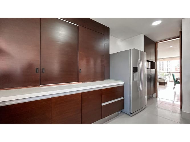 Apartamento de 3 alcobas en venta en Alejandría, Medellín, 178 m² · foto 16 de 24