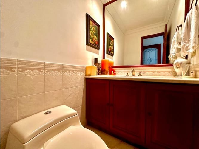 Casa de 4 alcobas en venta en Altos Del Poblado, Medellín, 464 m² · foto 8 de 24