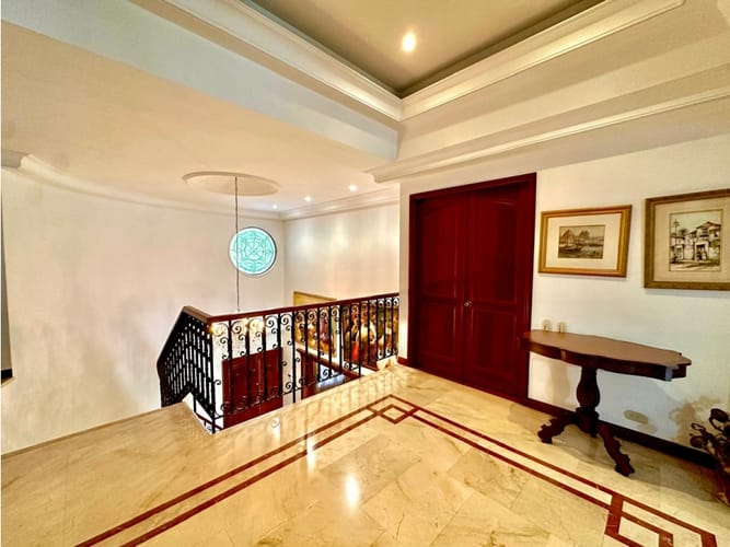 Casa de 4 alcobas en venta en Altos Del Poblado, Medellín, 464 m² · foto 9 de 24