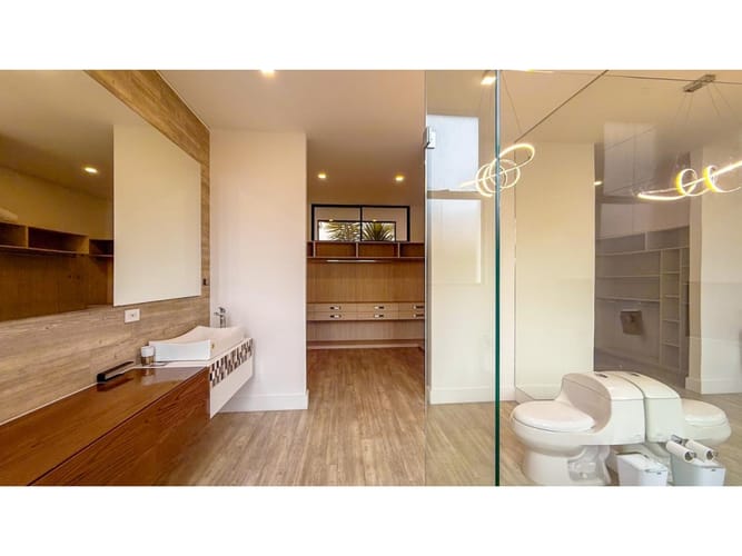 Casa de 5 alcobas en venta en Llano Grande, Rionegro, 879 m² · foto 13 de 24