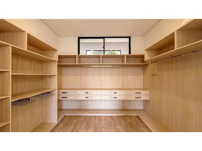 Casa de 5 alcobas en venta en Llano Grande, Rionegro, 879 m² · foto 14 de 24