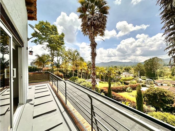 Casa de 5 alcobas en venta en Llano Grande, Rionegro, 300 m² · foto 10 de 24