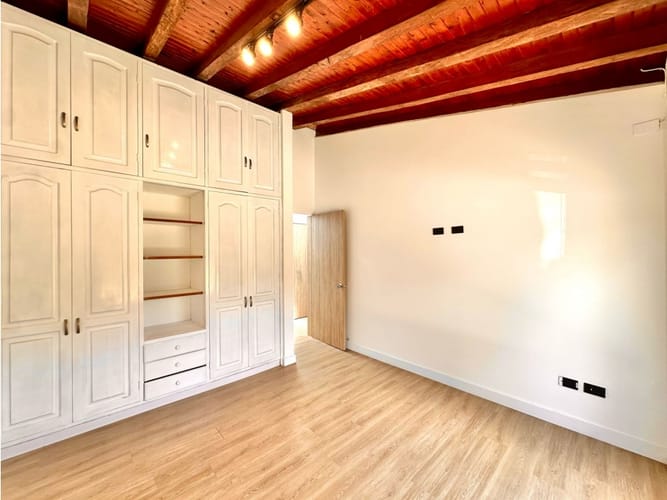 Casa de 5 alcobas en venta en Llano Grande, Rionegro, 300 m² · foto 19 de 24