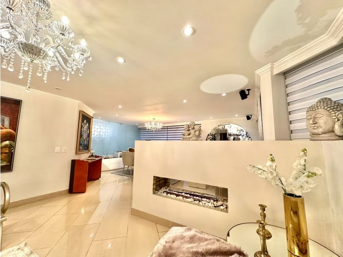 Apartamento de 4 alcobas en venta en Los Rosales, Bogotá, 412 m² · foto 11 de 24
