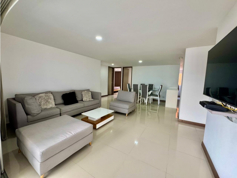 Apartamento en venta en La Floresta, Medellín · foto 5 de 16